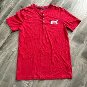 Sonic Drive-In Employee Uniform Shirt Men's Small Red Henley Short Sleeve Logo